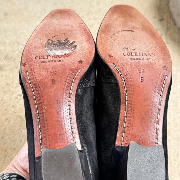 COLE HAAN WOMEN'S BLACK VELVET HEELS SIZE 5.5 - Picture 4 of 11
